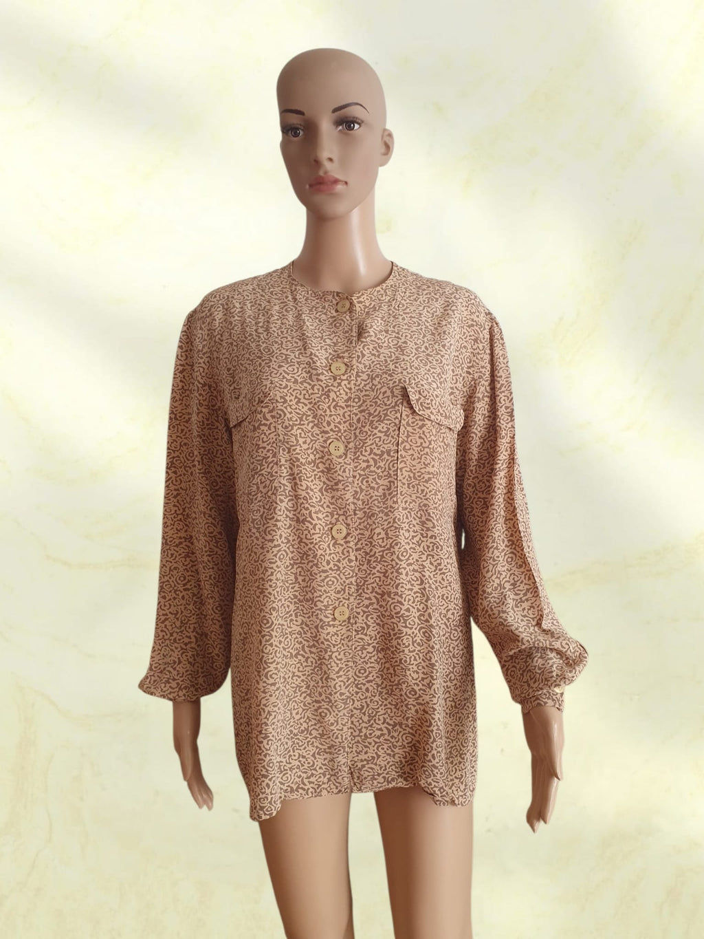 Chemise Vintage Apostrophe en Soie Beige et Marron – Fabriquée en France – Taille 44
