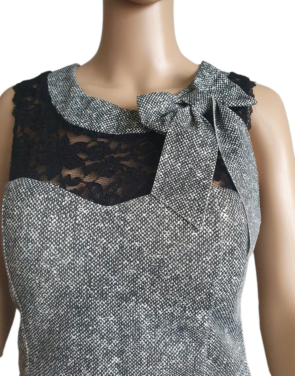 Robe Courte Patineuse Style Rétro – Dentelle et Motif Tweed – Taille 36