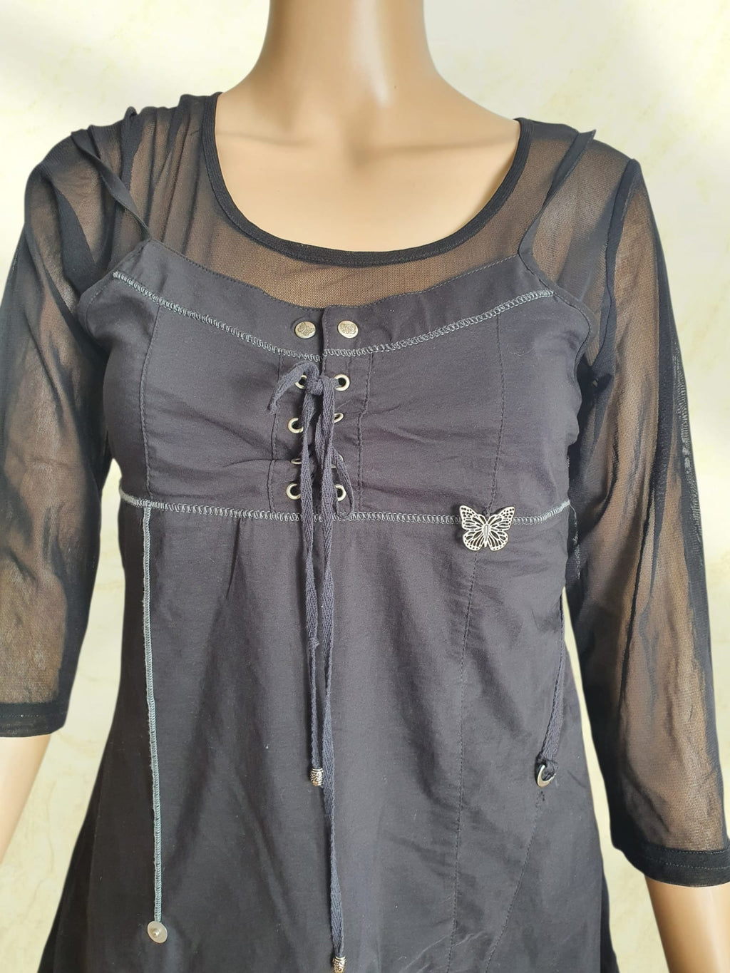 Robe Noire Bohème Rock & Mesh – Style Gothique Chic – K Woman T38