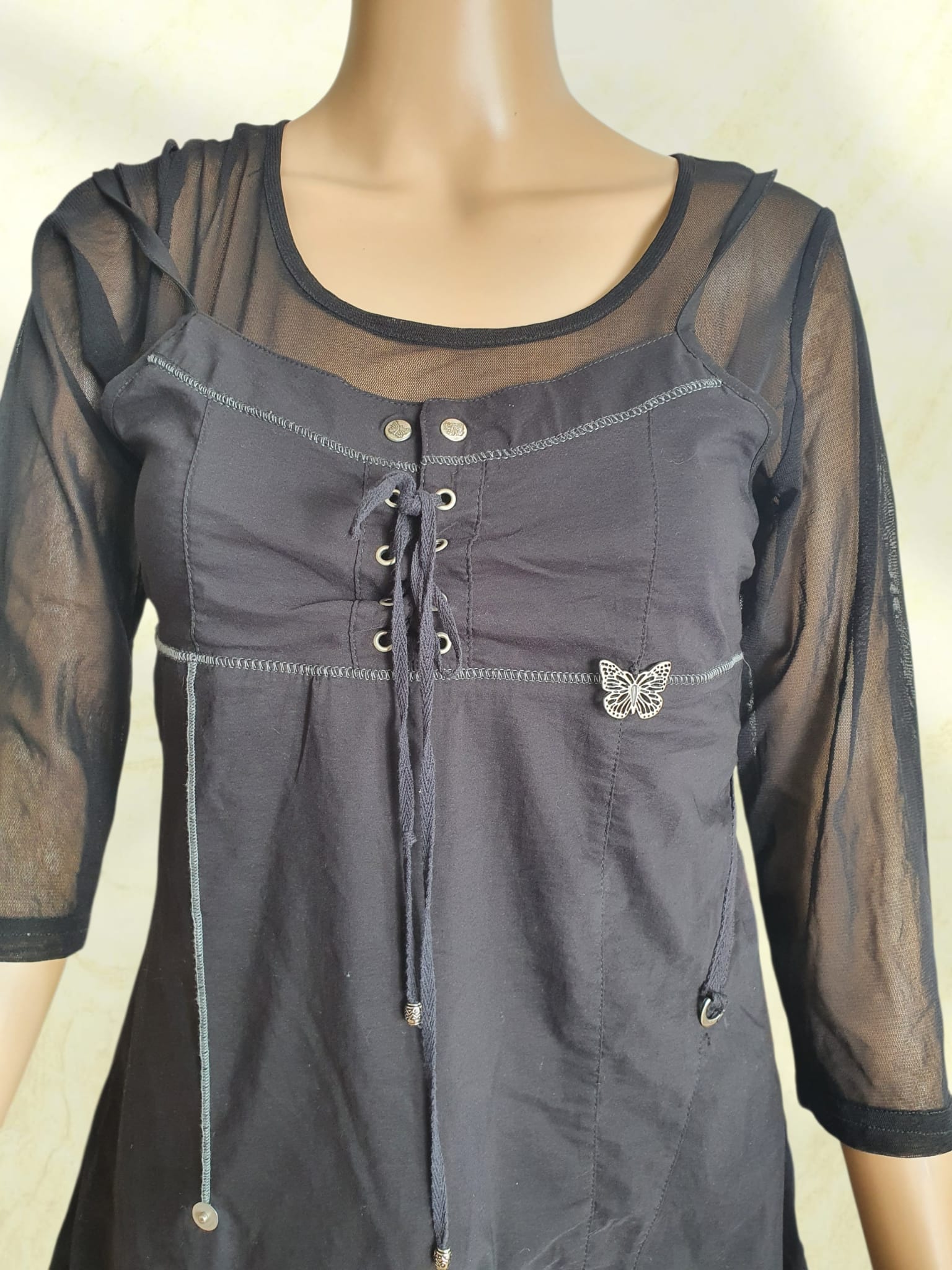 Robe Noire Bohème Rock & Mesh – Style Gothique Chic – K Woman T38