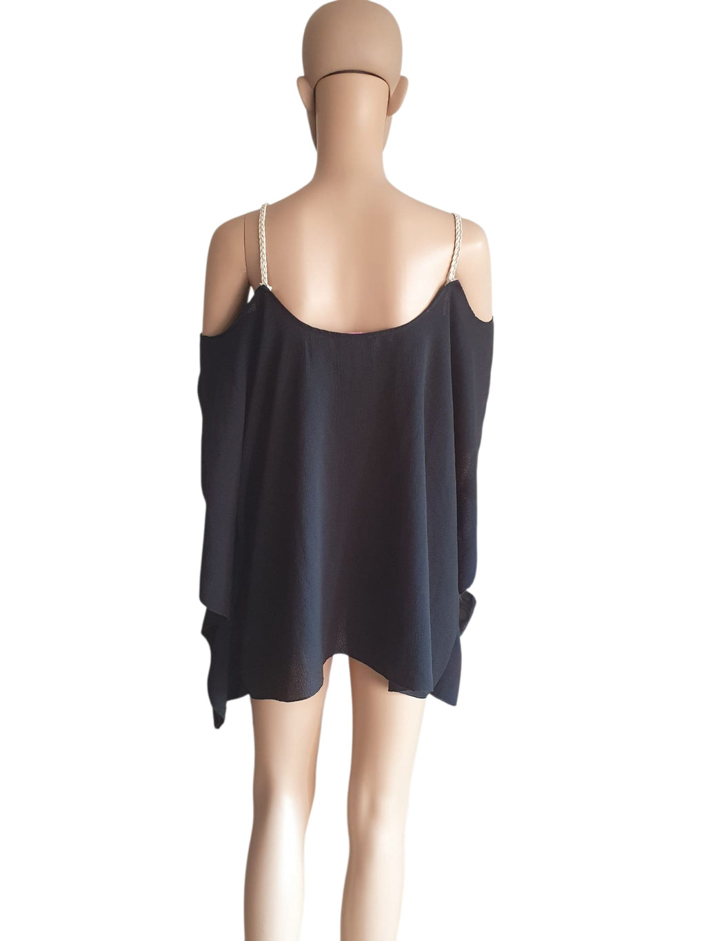Tunique Bohème Chic Passion Lilly – Haut Noir Fluide avec Broderies Dentelle et Pompons – Taille 46/48