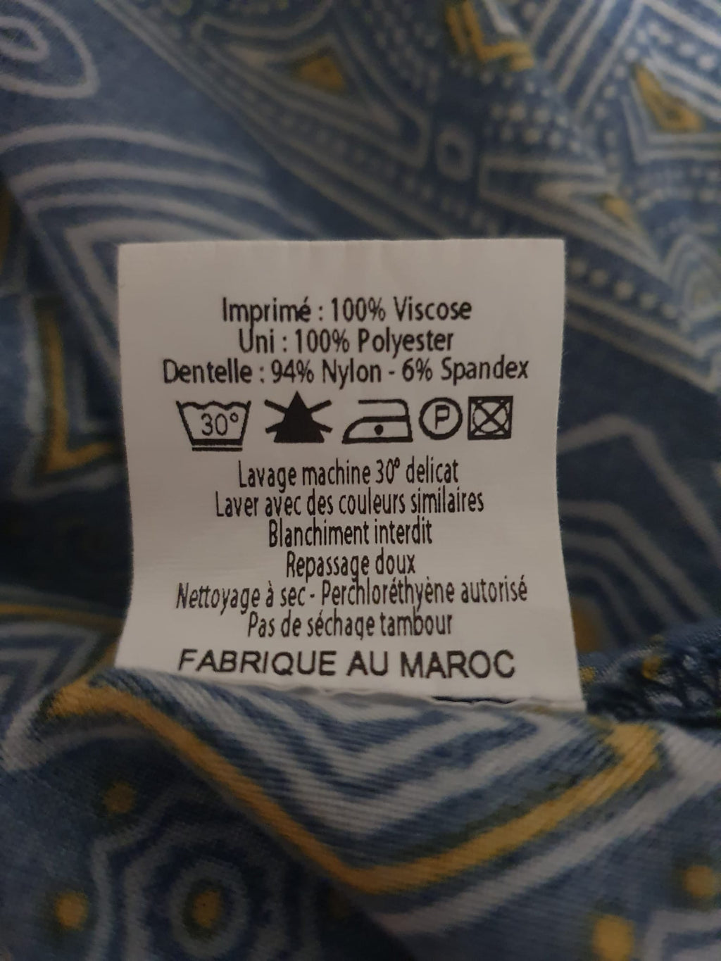 Robe d'Été Bleue Formul – Détails Dentelle & Imprimé Géométrique – Taille 42