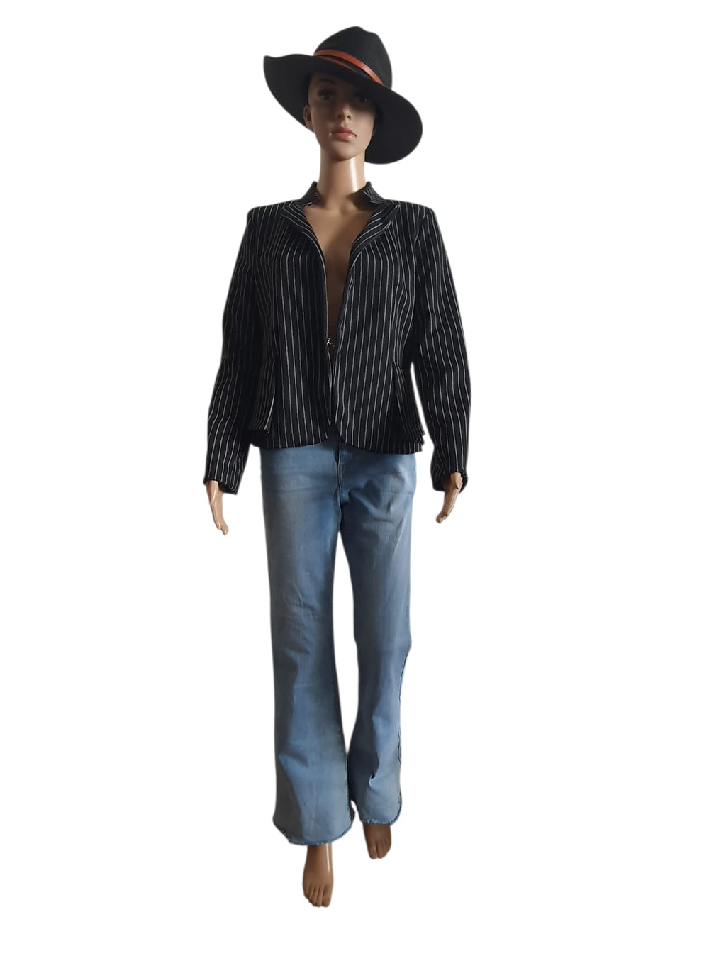 🇮🇹 Blazer Structuré - L'élégance Italienne aux Détails Couture- T36