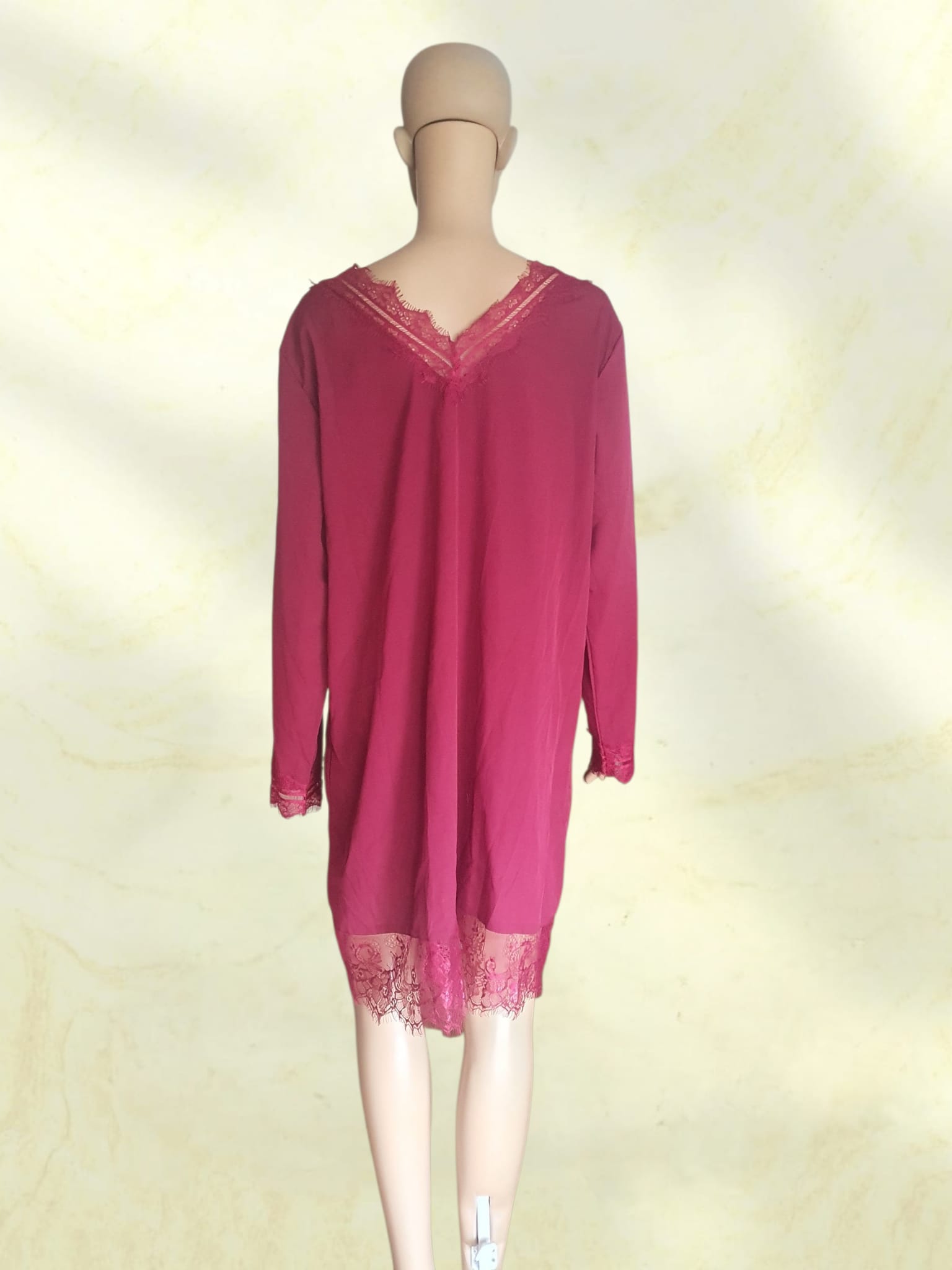 Chemise de Nuit Fluide Framboise avec Dentelle Raffinée - Blancheporte- T44